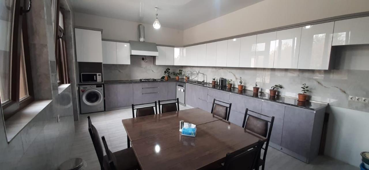 Rubenyan Guest House Арташат Екстер'єр фото